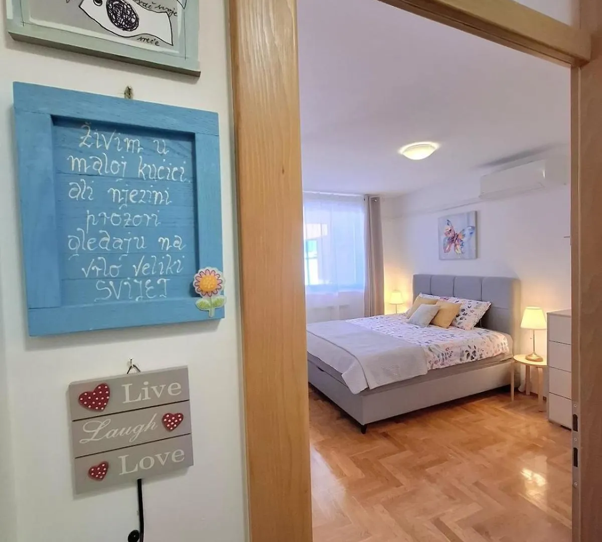 Studio Apartment Divky, Free Parking Πούλα